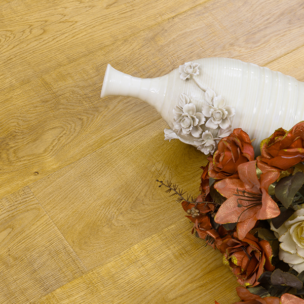 歐派強(qiáng)化地板